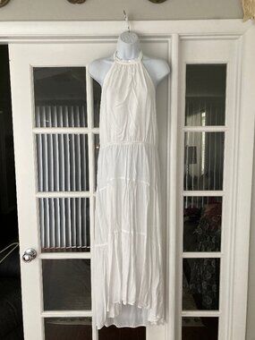 Nine.Eight New York White Halter High Low Tiered Maxi Dress Large